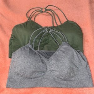 Gray and Green Pro Lift Seamless Sports bra